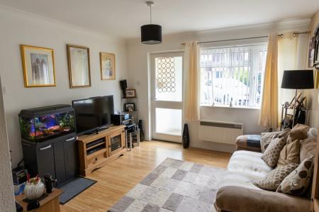 1 bedroom Ground floor maisonette to let in Herne Road, Stevenage, SG1