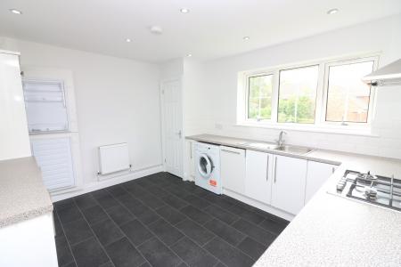 2 bedroom Maisonette to let in Digswell Rise, Welwyn Garden City, AL8
