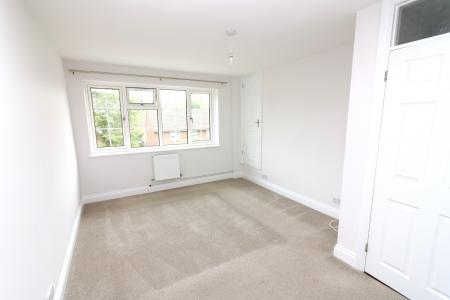 2 bedroom Maisonette to let in Digswell Rise, Welwyn Garden City, AL8