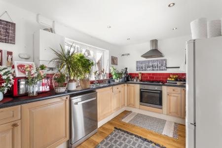 2 bedroom Terraced House for sale in Pulleys Lane, Hemel Hempstead, HP1