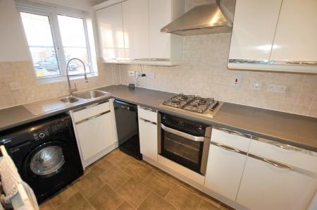 2 bedroom Terraced House to let in The Beacons, Great Ashby, SG1