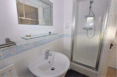 2 bedroom Terraced House to let in The Beacons, Great Ashby, SG1