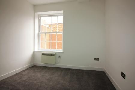 1 bedroom Flat to let in 9-12 Stonehills, Welwyn Garden City, AL8