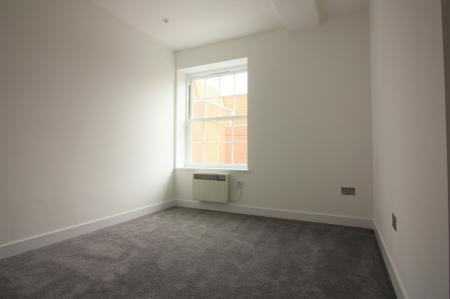 1 bedroom Flat to let in 9-12 Stonehills, Welwyn Garden City, AL8