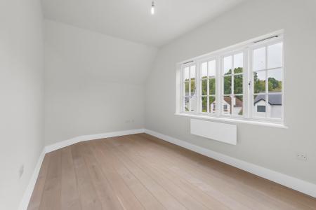 2 bedroom Flat for sale in Codicote Road, Welwyn, AL6