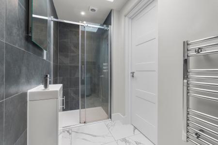 2 bedroom Flat for sale in Codicote Road, Welwyn, AL6