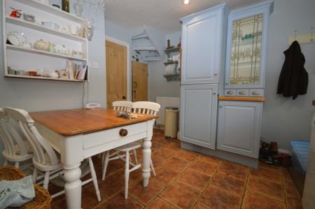 2 bedroom Terraced House to let in Mill Lane, Welwyn, AL6