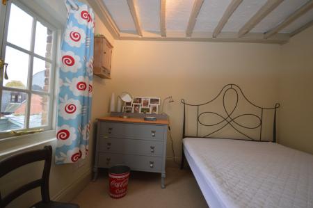 2 bedroom Terraced House to let in Mill Lane, Welwyn, AL6