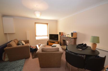 1 bedroom Flat to let in Trinity Place, Stevenage, SG1