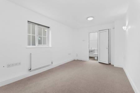 4 bedroom Semi-detached house for sale in West Mead, Welwyn Garden City, AL7