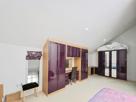 3 bedroom Flat to let in St Georges Mill, Wimbledon Street, Leicester, LE1