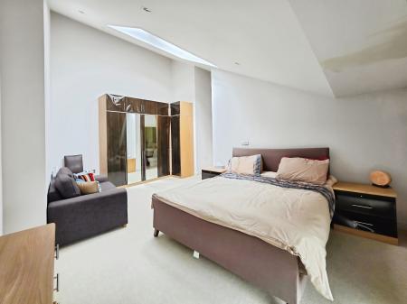3 bedroom Flat to let in St Georges Mill, Wimbledon Street, Leicester, LE1