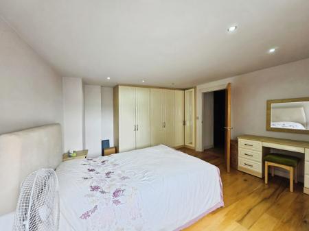3 bedroom Flat to let in St Georges Mill, Wimbledon Street, Leicester, LE1