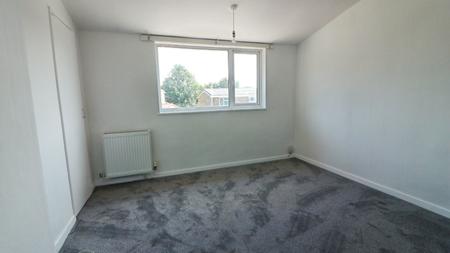 3 bedroom Terraced House to let in Leaves Spring, Stevenage, SG2