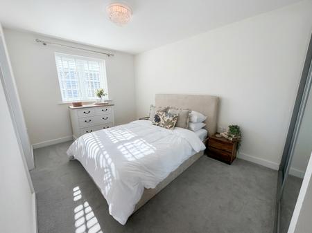 4 bedroom Detached house to let in Repton Drive, Hanslope, Milton Keynes, MK19