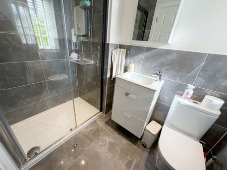4 bedroom Detached house to let in Repton Drive, Hanslope, Milton Keynes, MK19