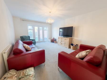 4 bedroom Detached house to let in Repton Drive, Hanslope, Milton Keynes, MK19
