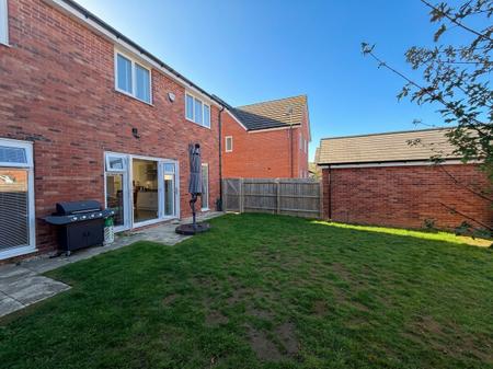 4 bedroom Detached house to let in Repton Drive, Hanslope, Milton Keynes, MK19
