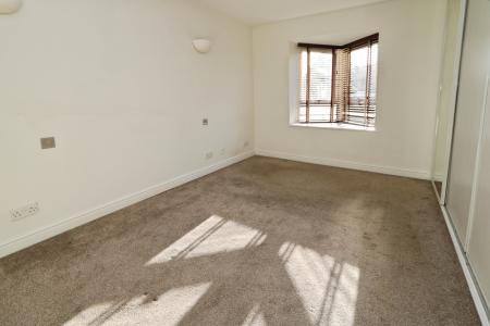 2 bedroom Flat to let in Crowborough Lane, Kents Hill, Milton Keynes, MK7