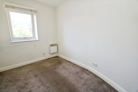 2 bedroom Flat to let in Crowborough Lane, Kents Hill, Milton Keynes, MK7