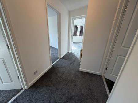 2 bedroom Flat to let in Bridge Street, New Bradwell, Milton Keynes, MK13