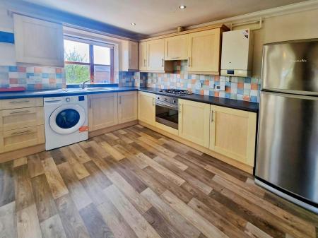 2 bedroom Flat to let in Winstanley Lane, Shenley Lodge, Milton Keynes, MK5