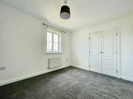 5 bedroom Detached house to let in Crawford Way, Milton Keynes, MK4