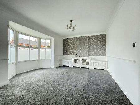 5 bedroom Detached house to let in Crawford Way, Milton Keynes, MK4