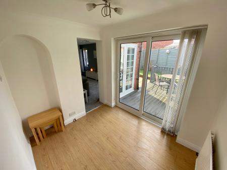 3 bedroom Semi-detached house to let in Smeaton Close, Milton Keynes, MK14