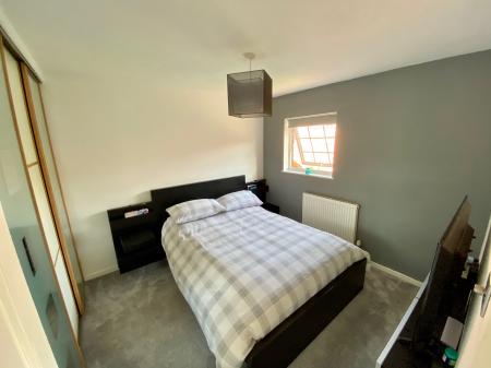 3 bedroom Semi-detached house to let in Smeaton Close, Milton Keynes, MK14