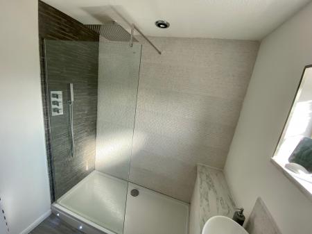 3 bedroom Semi-detached house to let in Smeaton Close, Milton Keynes, MK14