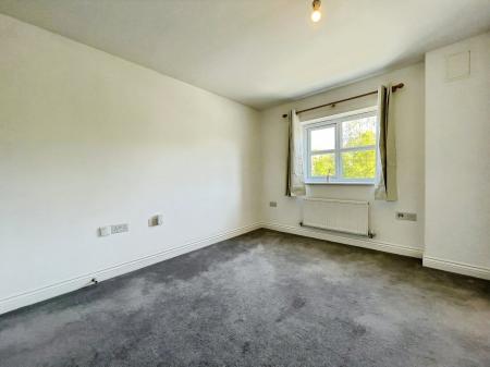 1 bedroom Flat to let in Empress Matilda Gardens, Milton Keynes, MK12