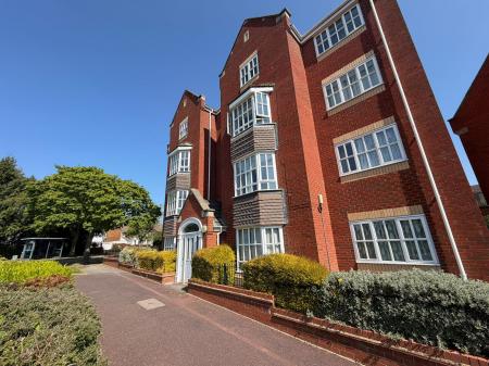 2 bedroom Flat to let in Knaresborough Court, Bletchley, Milton Keynes, MK3