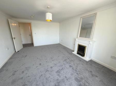 2 bedroom Flat to let in Knaresborough Court, Bletchley, Milton Keynes, MK3