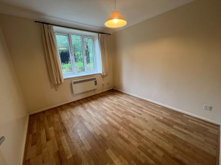 1 bedroom Ground floor maisonette to let in Bergamot Gardens, Walnut Tree, Milton Keynes, MK7