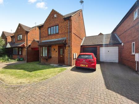 Wadesmill Lane, Caldecotte, Milton Keynes, MK7