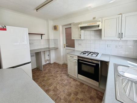 3 bedroom Semi-detached house to let in Wadesmill Lane, Caldecotte, Milton Keynes, MK7