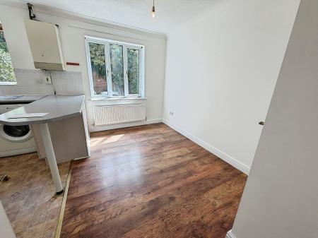 3 bedroom Semi-detached house to let in Wadesmill Lane, Caldecotte, Milton Keynes, MK7