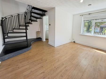 1 bedroom Semi-detached house to let in Boxberry Gardens, Walnut Tree, Milton Keynes, MK7