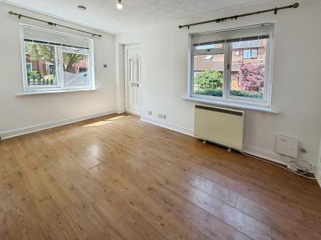 1 bedroom Semi-detached house to let in Boxberry Gardens, Walnut Tree, Milton Keynes, MK7