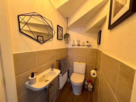4 bedroom Detached house to let in Crick Close, Hanslope, Milton Keynes, MK19