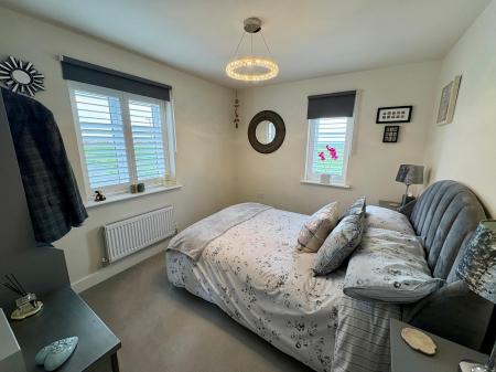 4 bedroom Detached house to let in Crick Close, Hanslope, Milton Keynes, MK19