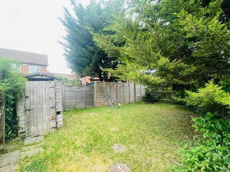 1 bedroom Detached house to let in Sullivan Crescent, Browns Wood, Milton Keynes, MK7