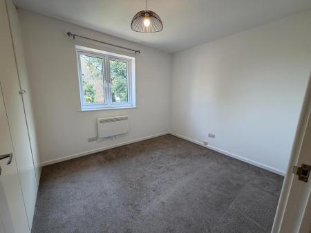 2 bedroom Terraced House to let in Pettingrew Close, Walnut Tree, Milton Keynes, MK7