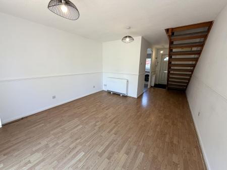 2 bedroom Terraced House to let in Pettingrew Close, Walnut Tree, Milton Keynes, MK7
