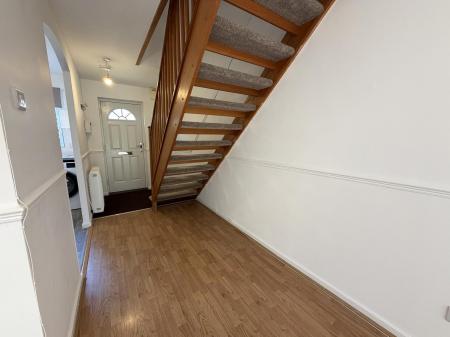 2 bedroom Terraced House to let in Pettingrew Close, Walnut Tree, Milton Keynes, MK7