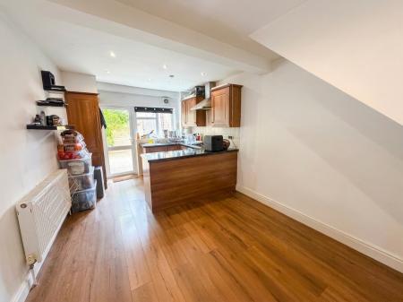 2 bedroom Terraced House to let in Caldecotte Street, Newport Pagnell, Milton Keynes, MK16