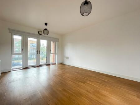 3 bedroom Town house to let in Atlas Way, Oakgrove, Milton Keynes, MK10