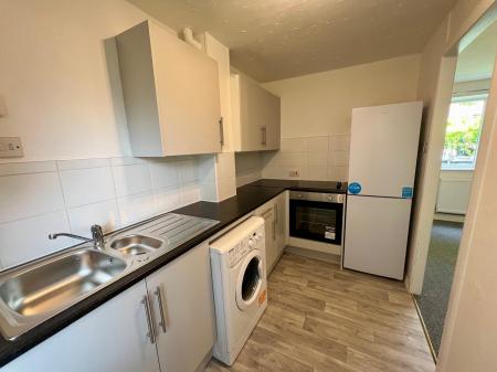 2 bedroom Terraced House to let in The Boundary, Oldbrook, Milton Keynes, MK6