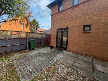 2 bedroom Semi-detached house to let in Cockerell Grove, Shenley Lodge, Milton Keynes, MK5